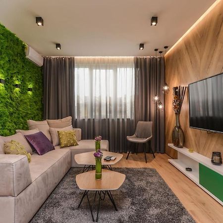 Urban Eden - Lux & Style, 2-Bedroom, 2-Bathroom โซเฟีย ภายนอก รูปภาพ